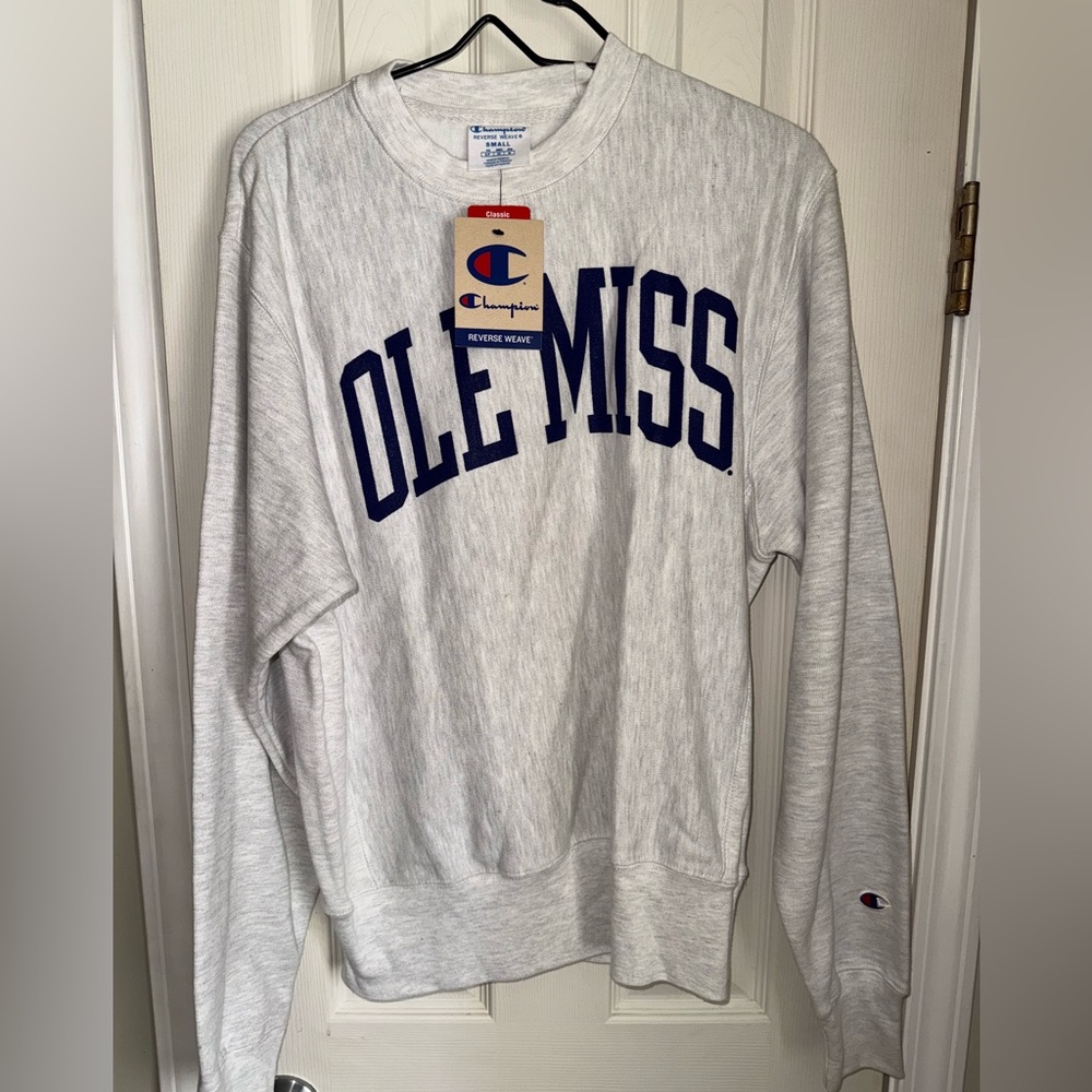 Heather grey champion reverse weave ole miss sweatshirt size small